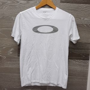 Oakley plain white Tee